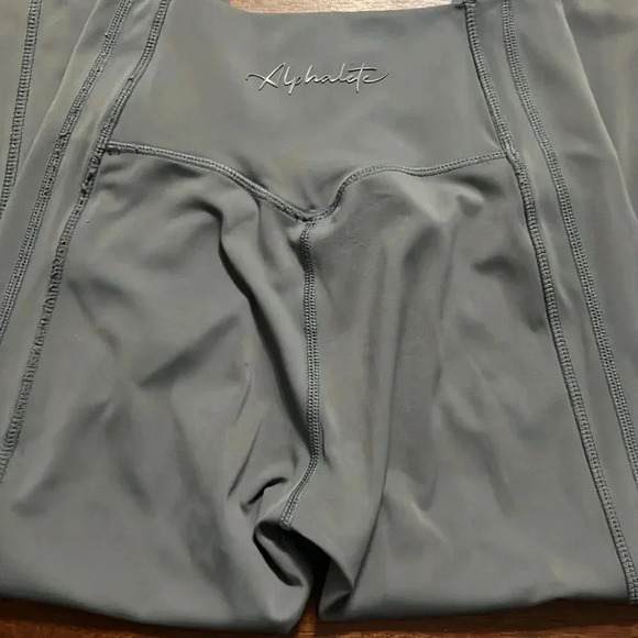 Alphalete legging - Picture 4 of 5